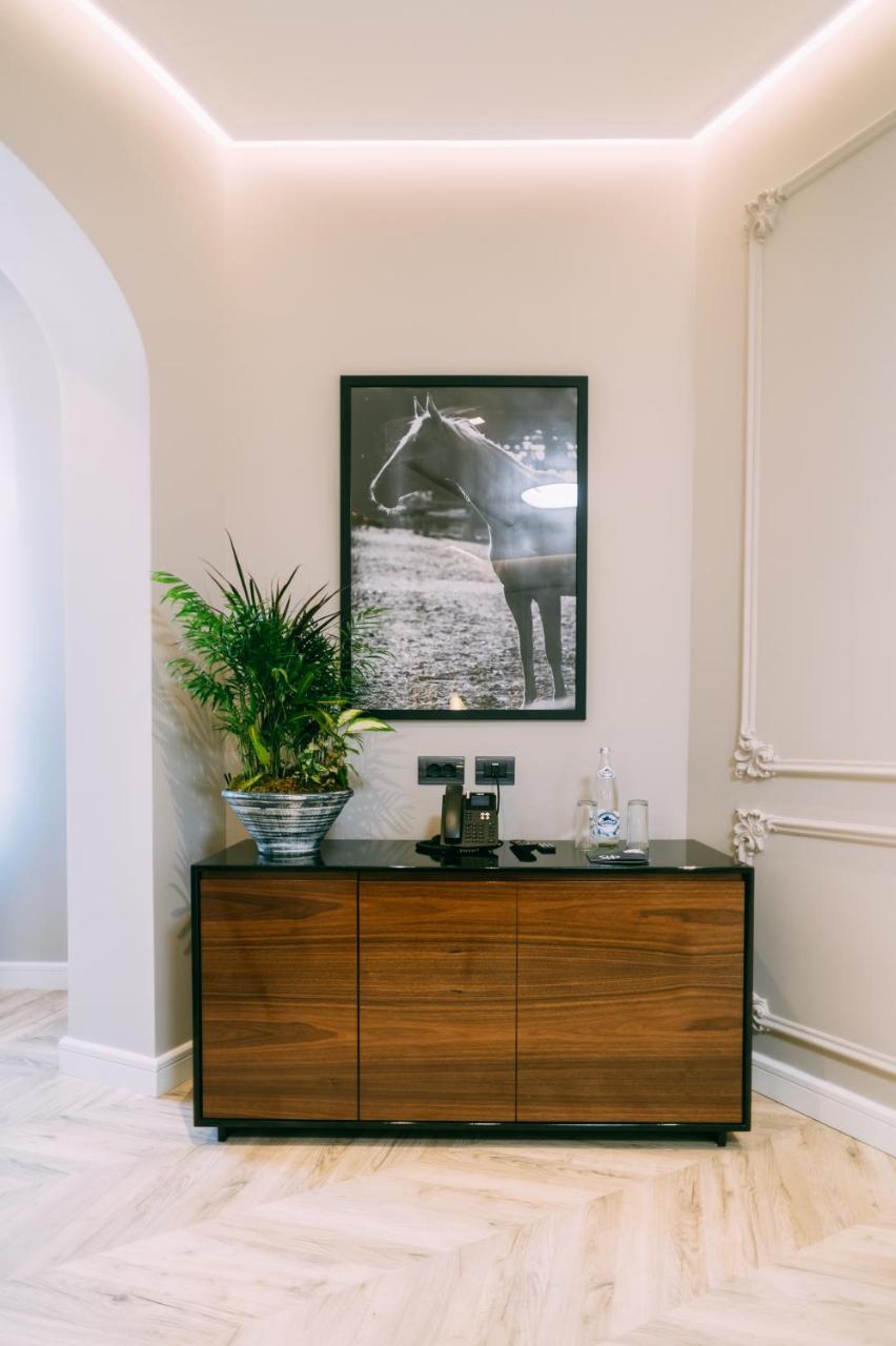 Stela Center Отель 4*